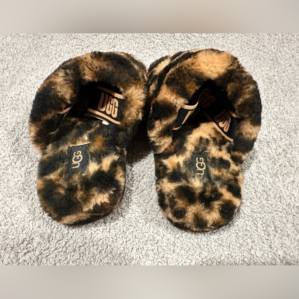 UGG Animal Print Fuzzy Slippers - Picture 6 of 8
